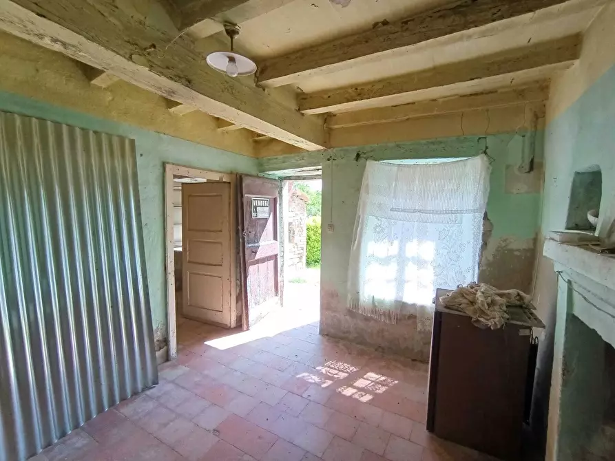 Immagine 15 di Porzione di casa in vendita  a Pellegrino Parmense