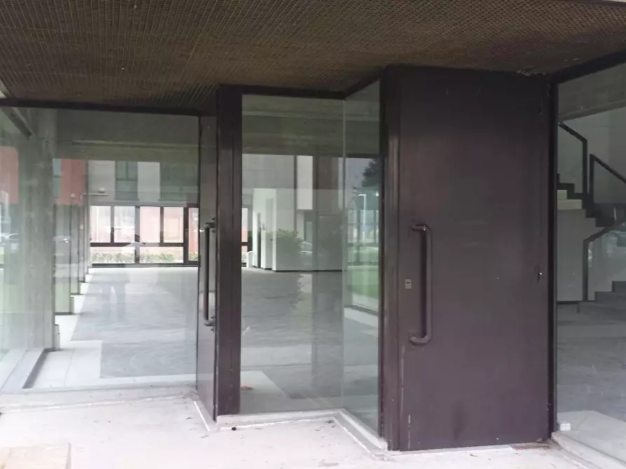 Immagine 4 di Attività artigianale in vendita  a Collecchio