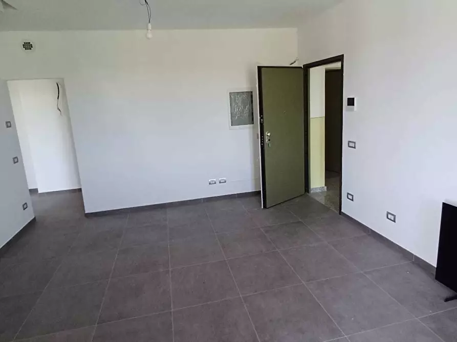 Immagine 12 di Trilocale in vendita  a Medesano