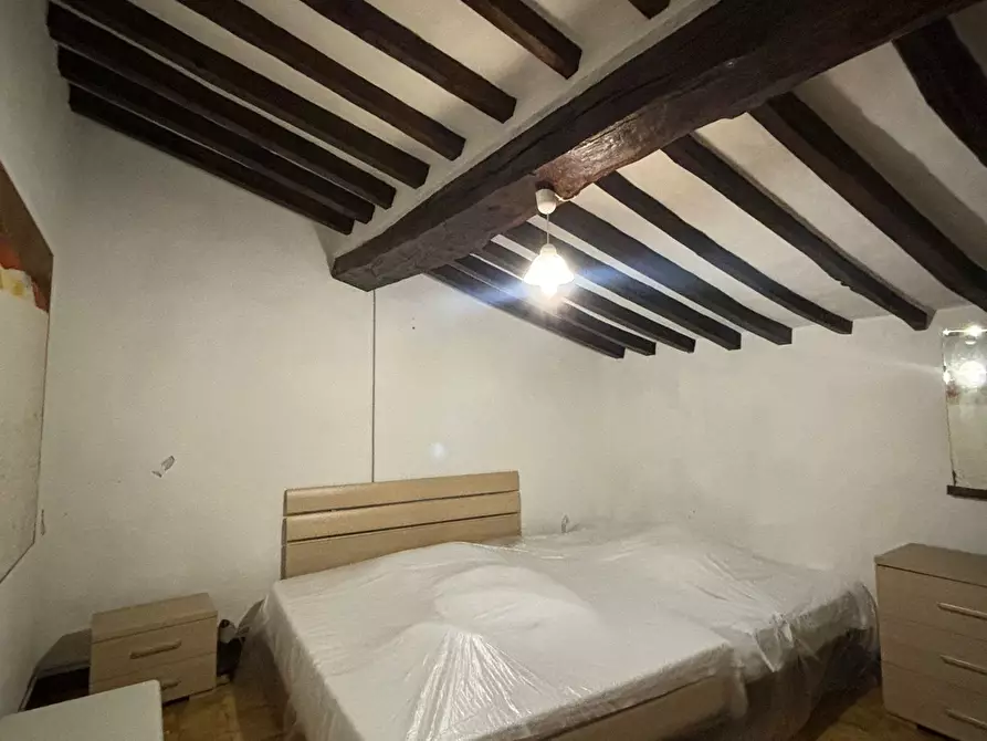 Immagine 47 di Porzione di casa in vendita  a Terenzo