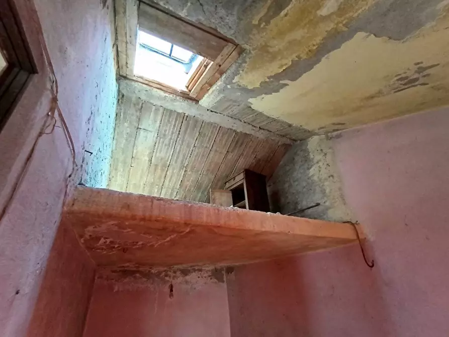 Immagine 31 di Casa indipendente in vendita  a Bore