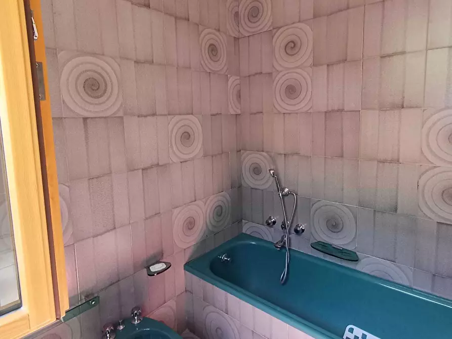 Immagine 69 di Casa bifamiliare in vendita  a Varano De' Melegari