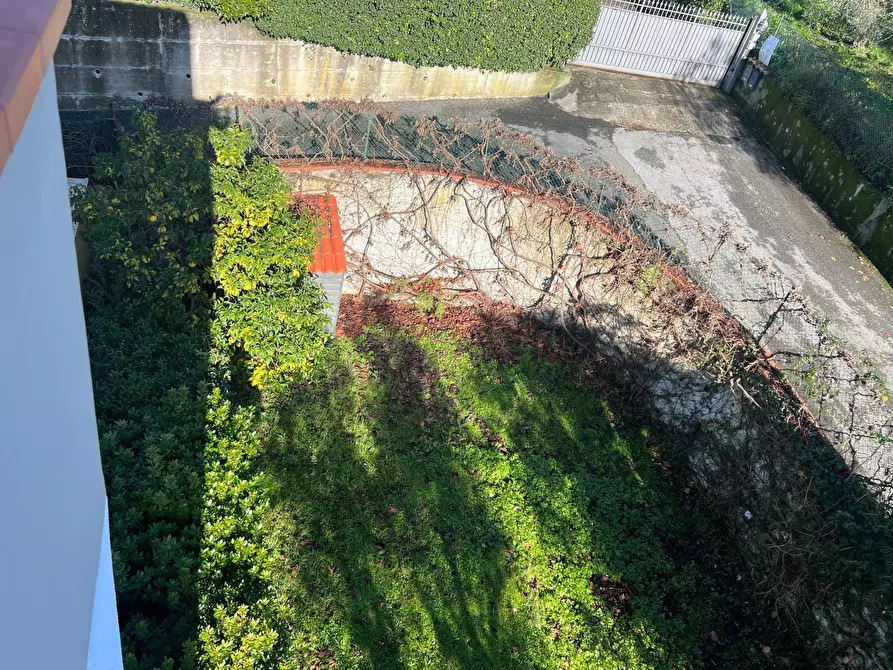 Immagine 27 di Villetta a schiera in vendita  a Sarzana