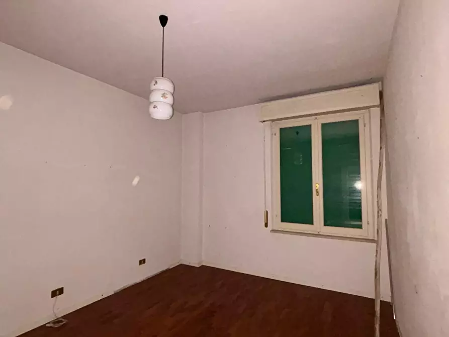 Immagine 21 di Trilocale in vendita  a Varano De' Melegari