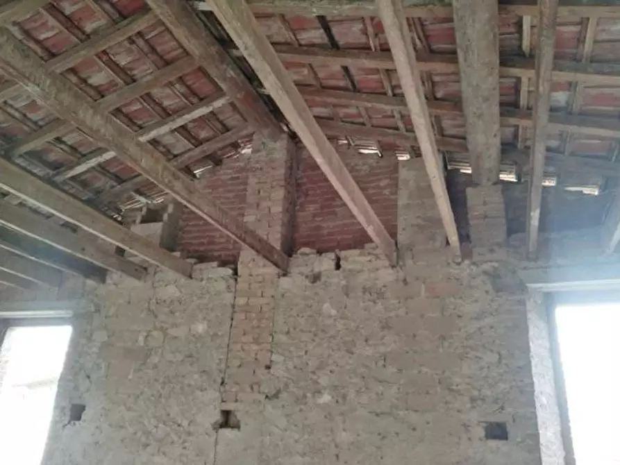 Immagine 4 di Attività artigianale in vendita  a Fornovo Di Taro