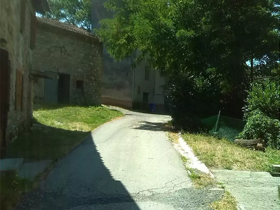 Immagine 15 di Trilocale in affitto  a Fornovo Di Taro