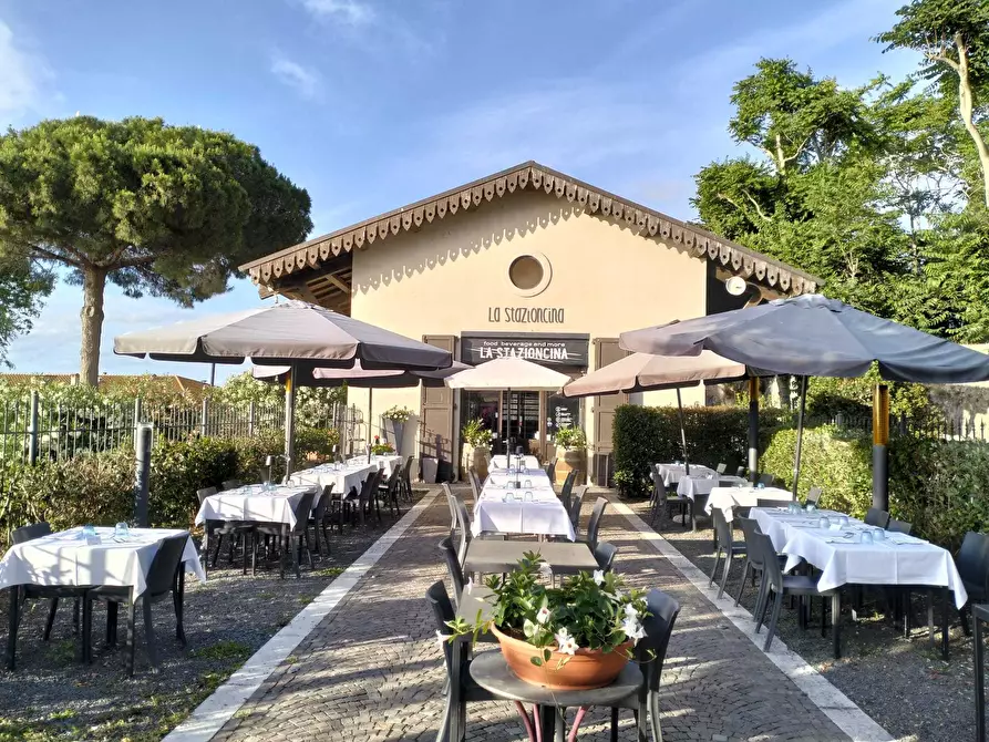 Immagine 1 di Bar / Ristorante in vendita  in via lungo lago ponente 2 a Orbetello