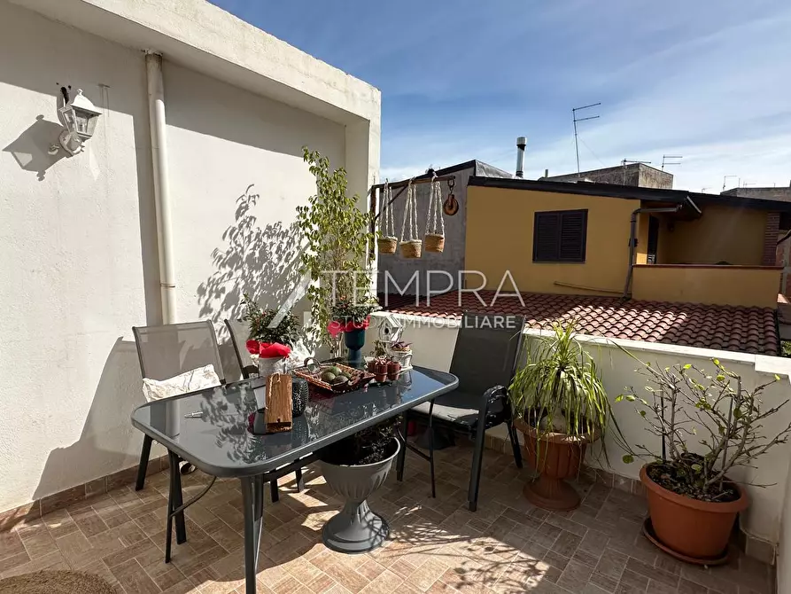 Immagine 4 di Casa indipendente in vendita  a Adrano