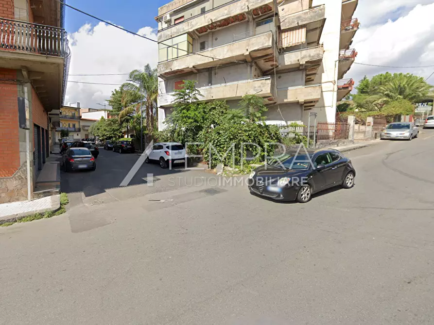 Immagine 20 di Casa semindipendente in vendita  in VIA SOLICCHIATA a Adrano