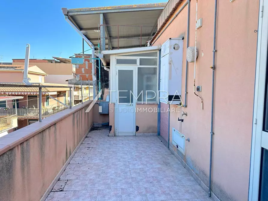 Immagine 18 di Appartamento in vendita  a Adrano