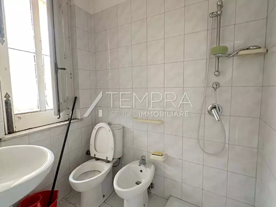 Immagine 16 di Casa indipendente in vendita  a Adrano