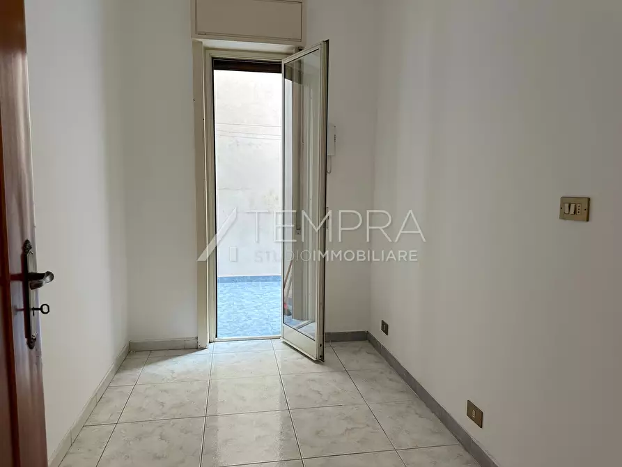 Immagine 13 di Appartamento in vendita  in VIA DELL'AMICIZIA a Adrano
