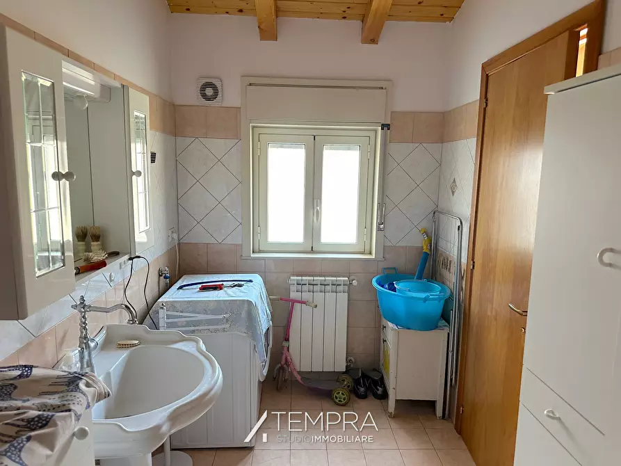 Immagine 33 di Casa indipendente in vendita  in VIA ALBERT EINSTEIN 9 a Adrano