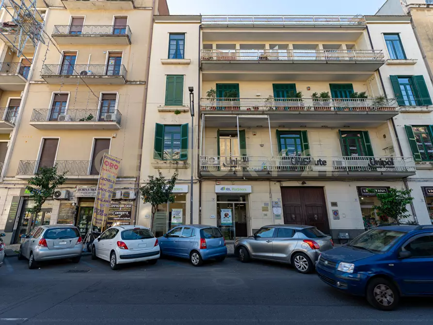 Immagine 4 di Locale commerciale in vendita  in Corso delle Province 23 a Catania