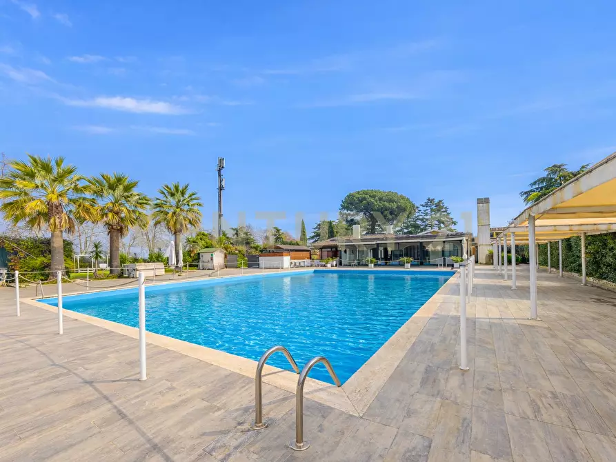 Immagine 3 di Attività commerciale in vendita  in Via Fratelli Maristi 14 a Roma