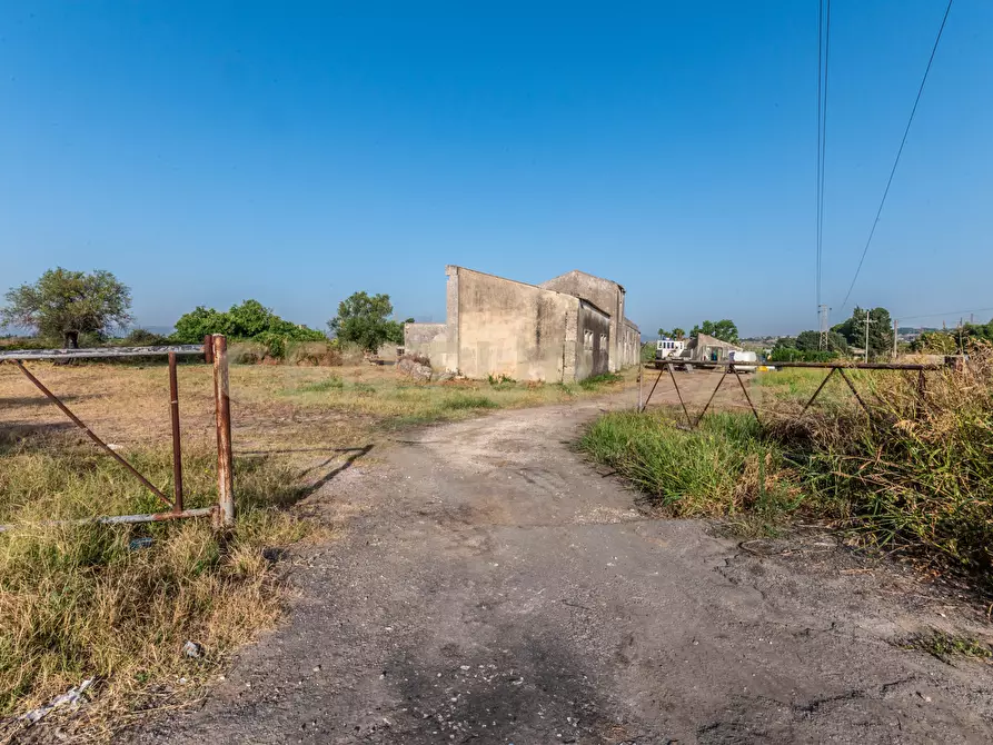 Immagine 8 di Terreno industriale in vendita  in Via per Floridia 11 a Siracusa