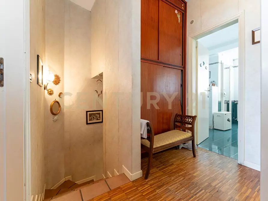 Immagine 27 di Casa semindipendente in vendita  in Via G. Leopardi 1 a Sant'agata Li Battiati