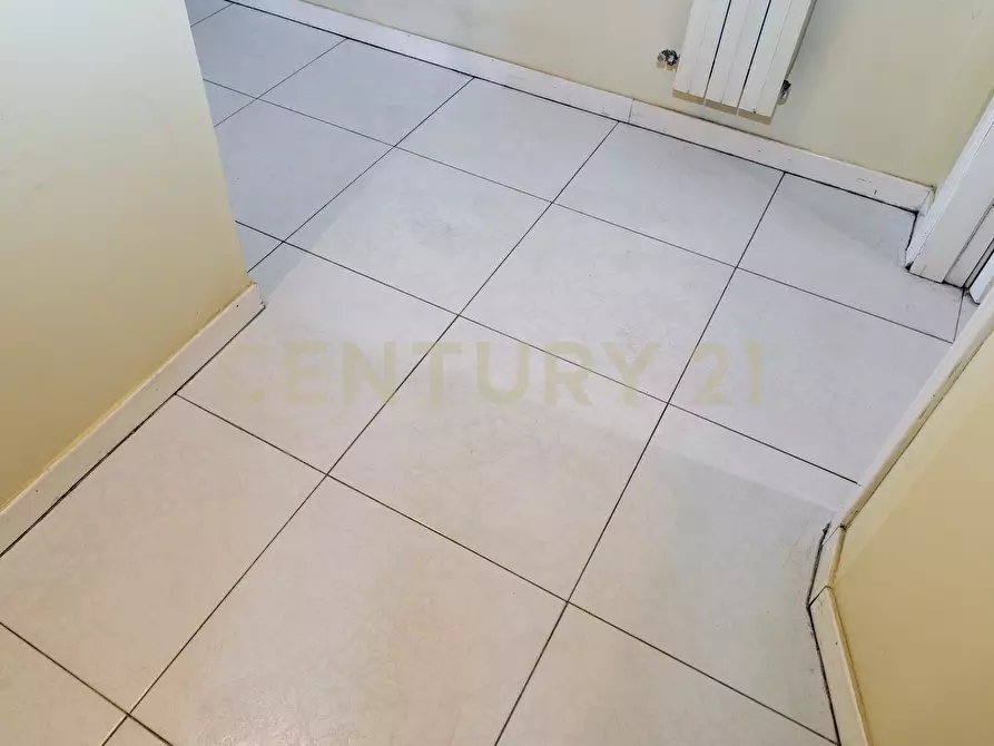 Immagine 38 di Appartamento in vendita  in Via Firenze 99 a Aci Castello