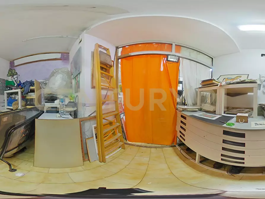 Immagine 33 di Attività artigianale in vendita  in Via Pasubio 44 a Catania