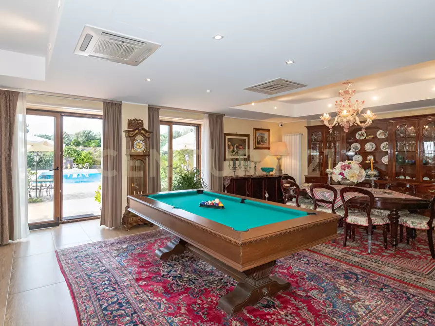 Immagine 20 di Villa in vendita  in Via Brinzio 20 a Aci Catena