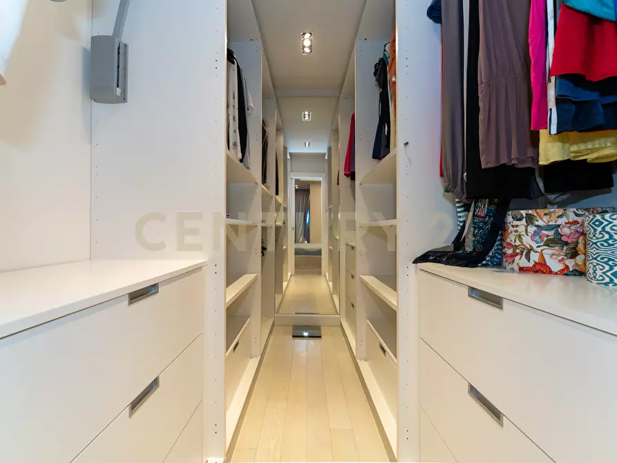 Immagine 31 di Appartamento in vendita  in Via Masaniello 8 a Catania