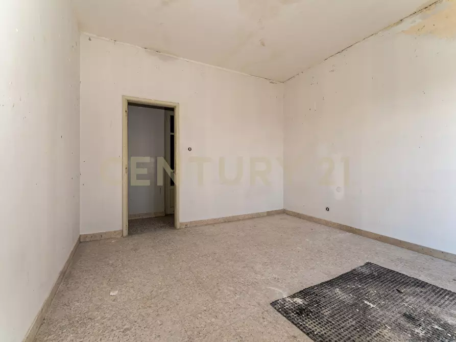 Immagine 50 di Pentalocale in vendita  in Piazza Spedini 8 a Catania