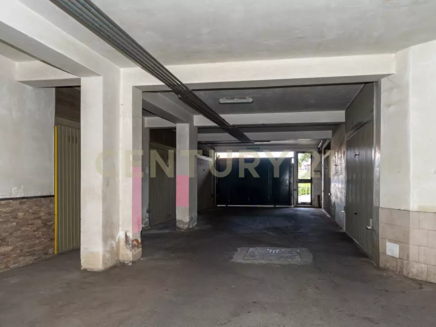 Immagine 31 di Quadrilocale in vendita  in Via Macello 86 a San Giovanni La Punta