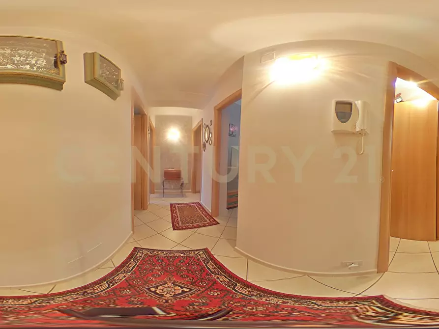 Immagine 69 di Pentalocale in vendita  in Via Acquedotto Greco 248 a Catania