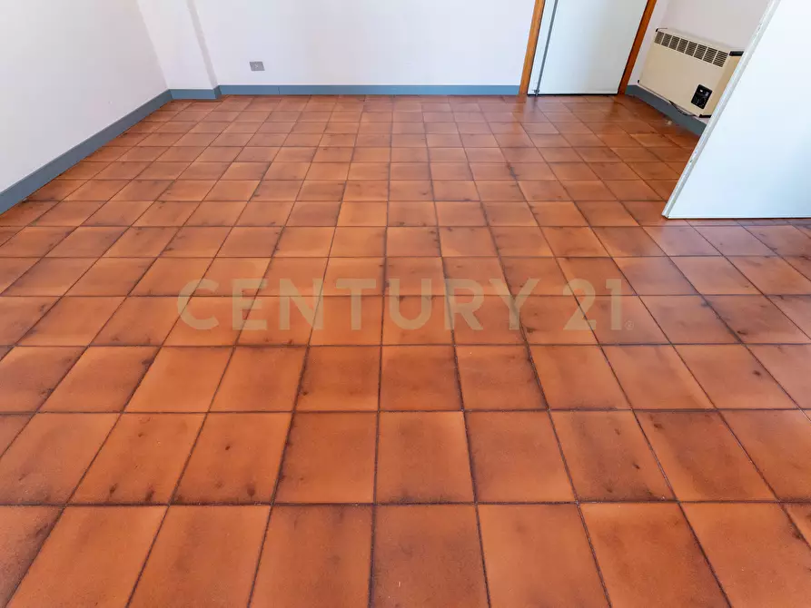 Immagine 10 di Trilocale in vendita  in Via Nazionale a Aci Castello