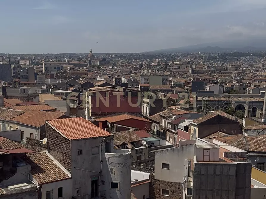 Immagine 5 di Palazzo in vendita  in Via Stella Polare 129 a Catania