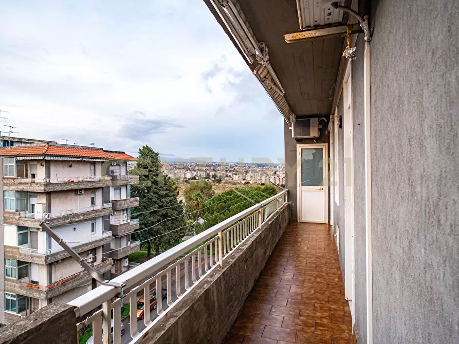 Immagine 12 di Appartamento in vendita  in Via delle Robinie 4 a Catania