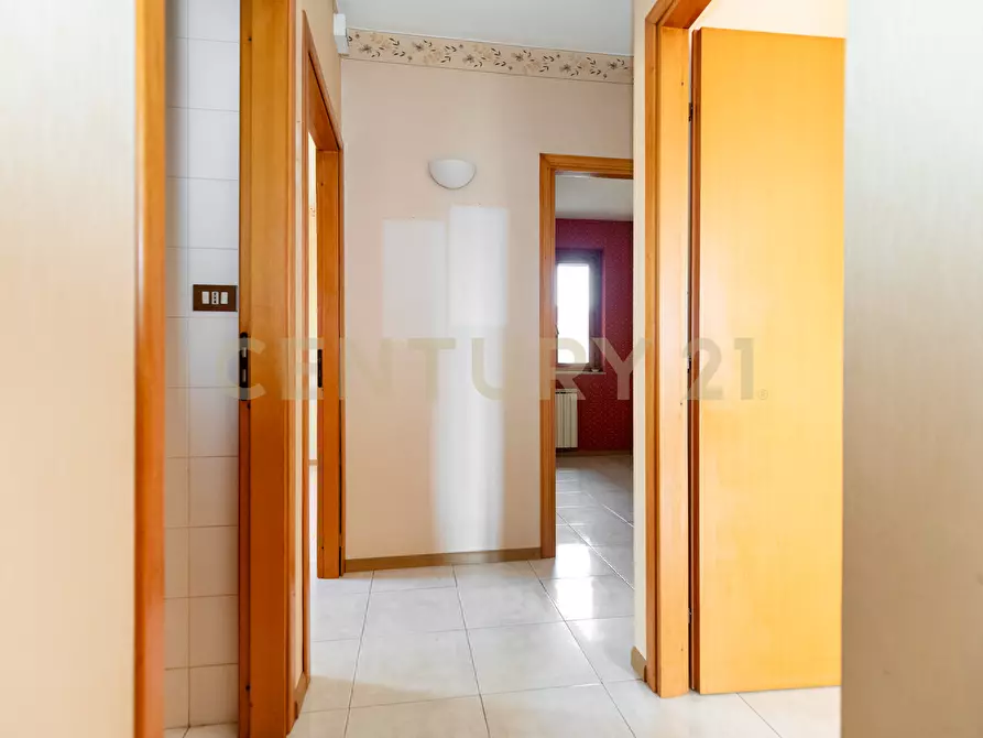 Immagine 43 di Appartamento in vendita  in Via Giovanni Guglielmino 74 a Tremestieri Etneo