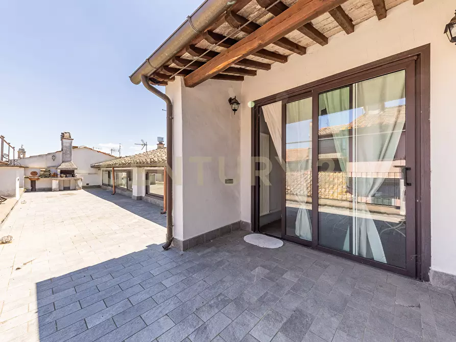 Immagine 74 di Villa in vendita  in Viale Giuseppe Mazzini 36 a Viterbo