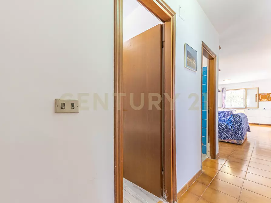 Immagine 26 di Villa in vendita  in Strada Isola Bella 43 a Latina