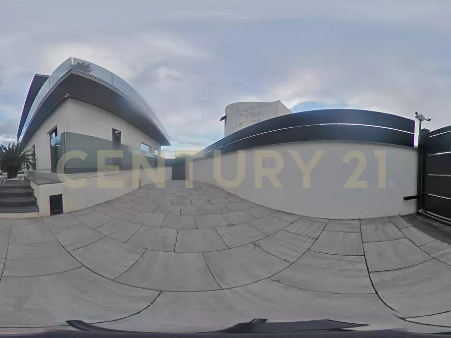 Immagine 143 di Villa in vendita  in Via Sant' Andrea 8 a Catania