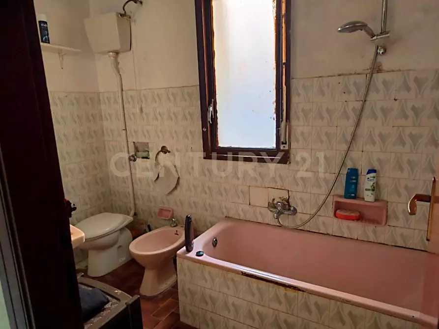 Immagine 8 di Bilocale in vendita  in Via Scillato 34 a Palermo