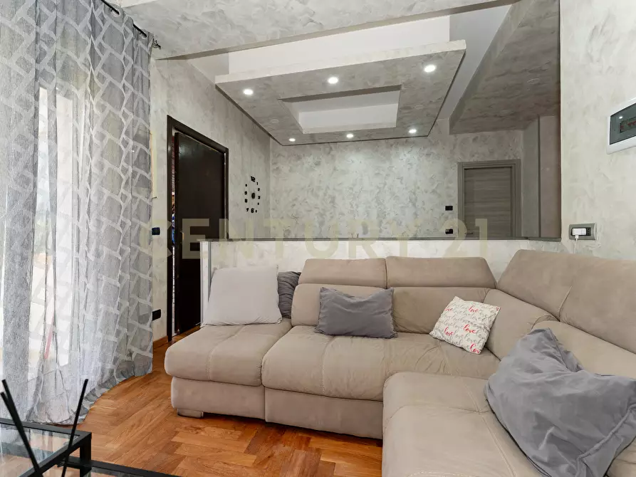 Immagine 6 di Trilocale in vendita  in Via per Aci Bonaccorsi 26 a San Giovanni La Punta