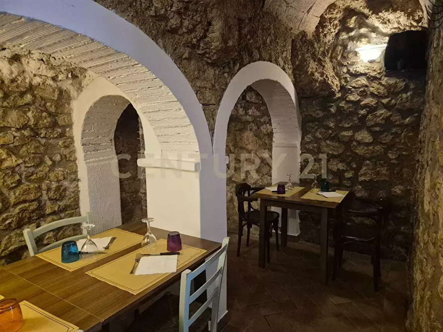 Immagine 5 di Bar / Ristorante in vendita  in Via della Società Operaia 1 a Semproniano