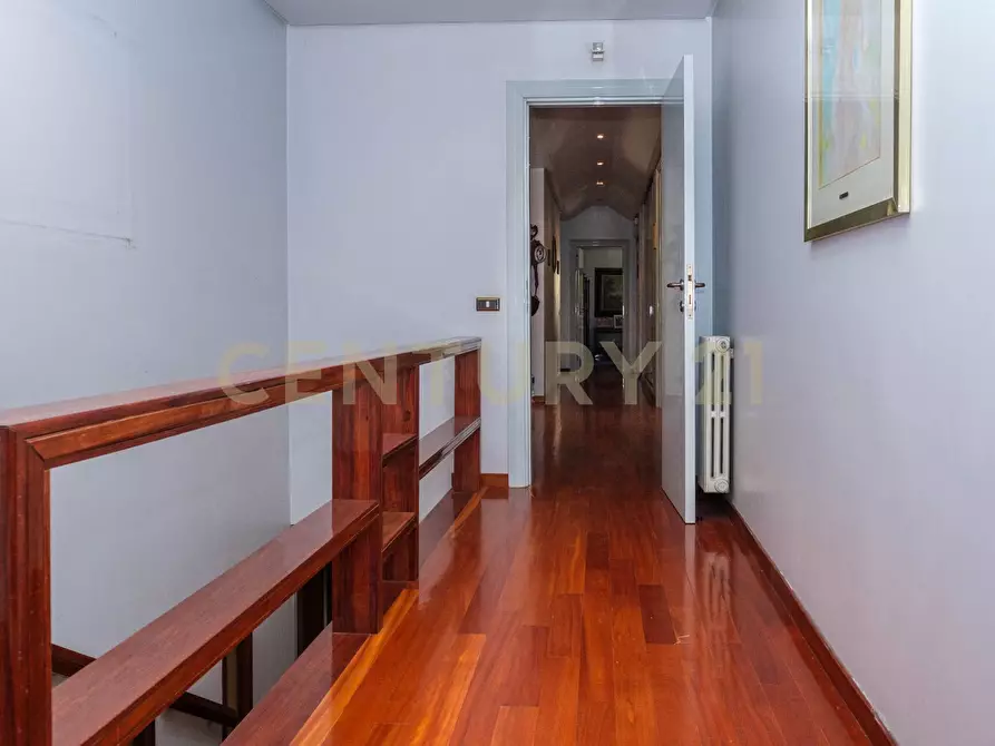 Immagine 26 di Villa in vendita  a Catania