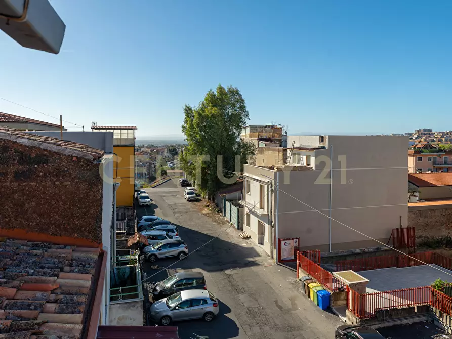Immagine 41 di Quadrilocale in vendita  in Via Federico Confalonieri 9 a Catania