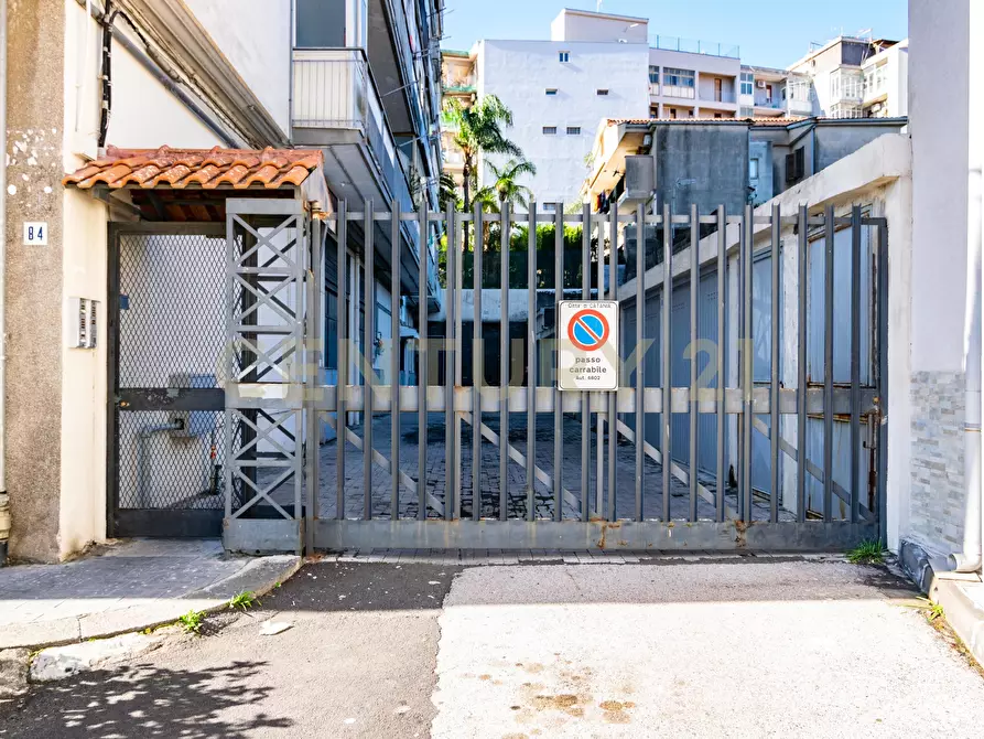 Immagine 24 di Quadrilocale in vendita  in Via Cardì 84 a Catania