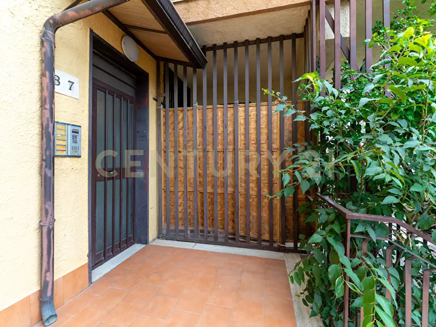 Immagine 19 di Appartamento in vendita  in Via Porticato 2 a Giardini-Naxos