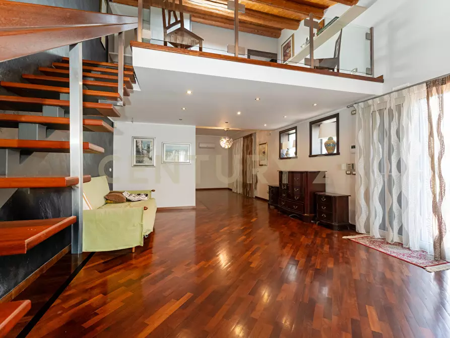 Immagine 19 di Villetta a schiera in vendita  in Via Maria Gianni 81 a Catania