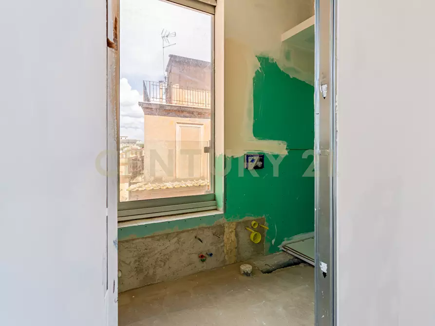 Immagine 29 di Quadrilocale in vendita  in Via dell'Olmata 30 a Roma