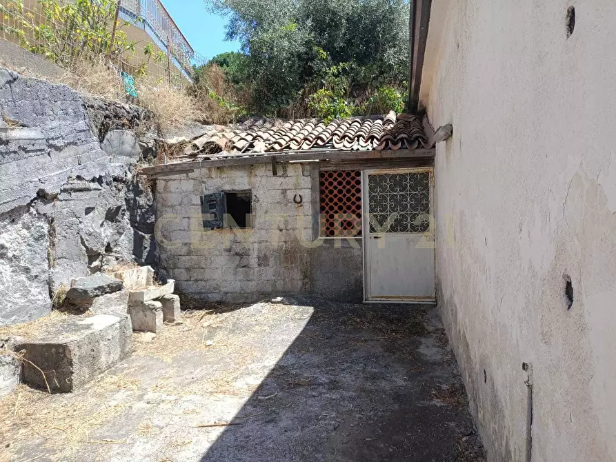 Immagine 18 di Casa indipendente in vendita  in Salita dei Saponari a Trecastagni