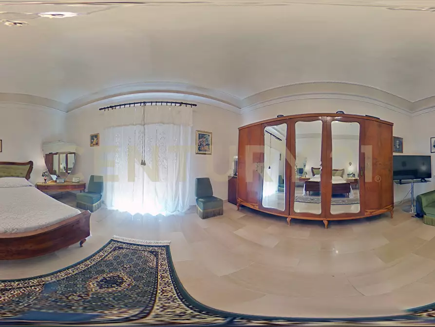Immagine 60 di Pentalocale in vendita  in Via Antonino di Sangiuliano 185 a Catania