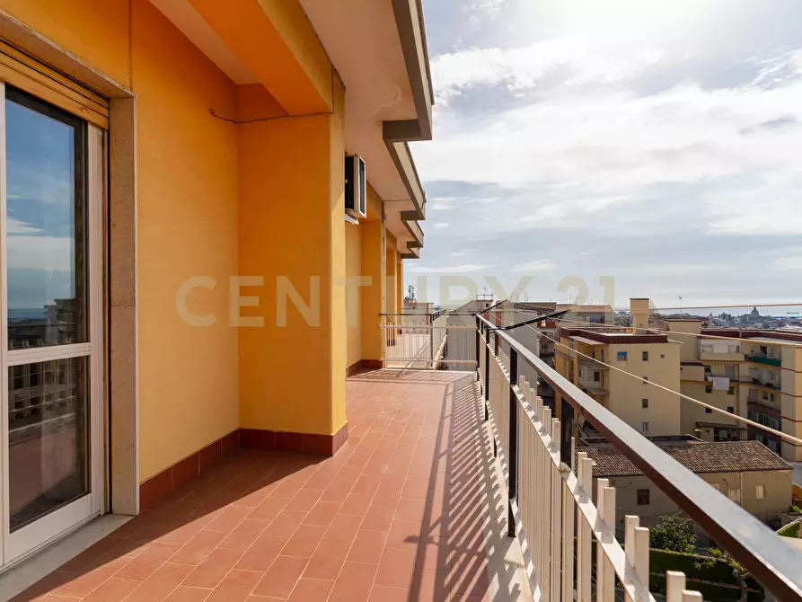 Immagine 55 di Attico in vendita  in Viale Mario Rapisardi 353 a Catania