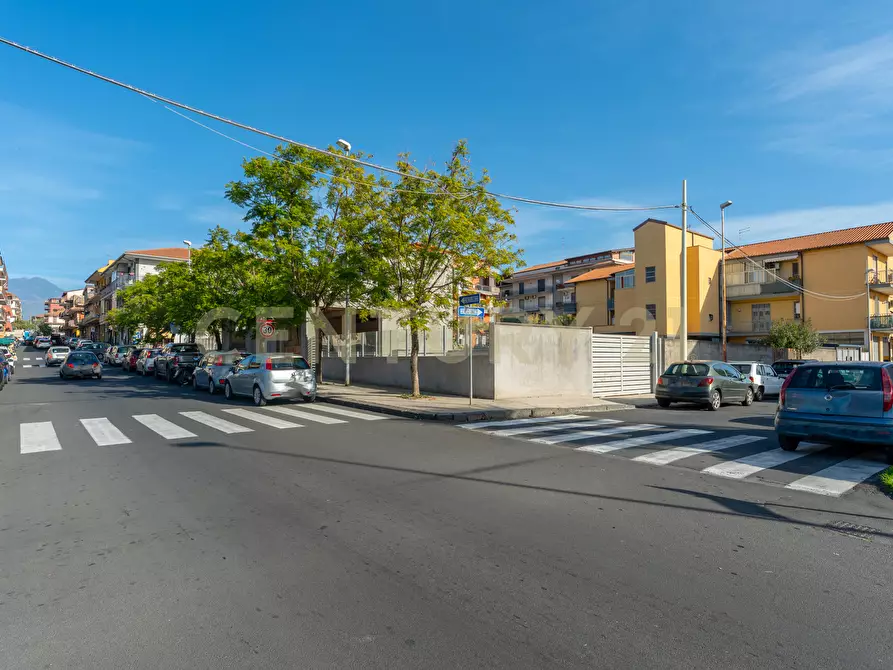 Immagine 14 di Locale commerciale in vendita  in Via Alfred Nobel snc a Misterbianco