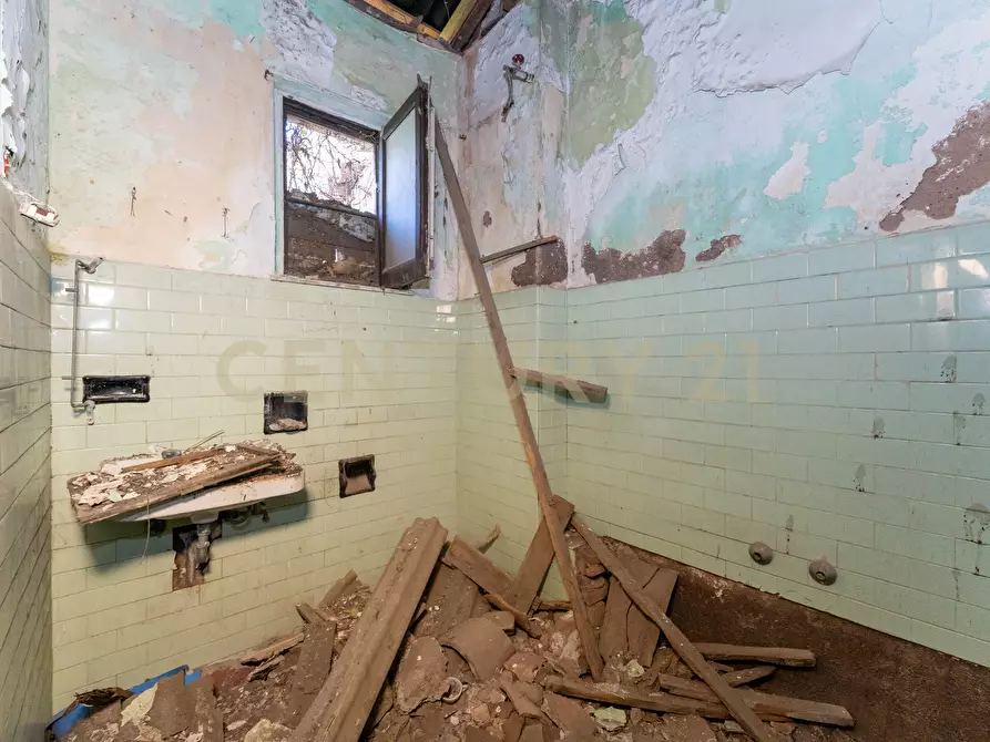 Immagine 9 di Casa indipendente in vendita  in Via Galileo Ferraris 9 a Catania