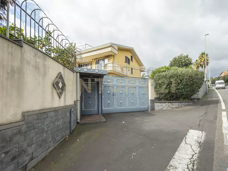 Immagine 151 di Casa indipendente in vendita  in Via San Nullo 5 a Catania